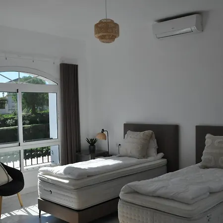 Villa Mijas Golf, Padel, Mountain, Sea View 6 Bedroom *